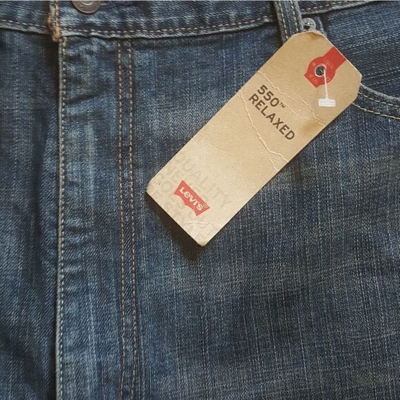 Levi's 550 Relaxed Tapered Leg Jeans Mens 46x30 - Picture 6 of 8